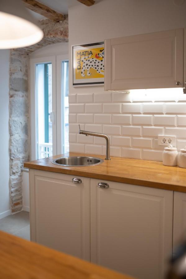 Vitelli Apartments And Rooms Split Exterior foto